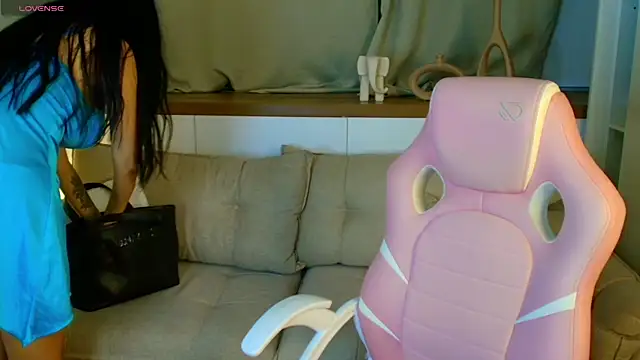 Snapshot of Rose_Desiree chatting on June 26, 2026, 11:03 am Rose Desiree online show from June 26, 2026, 11:03 am