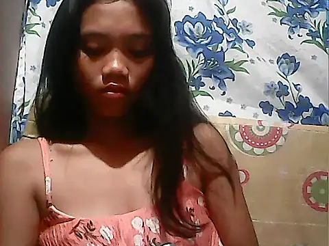 Snapshot of PINAY_SkinnyGirl123 chatting on May 28, 2026, 8:39 pm PINAY SkinnyGirl123 online show from May 28, 2026, 8:39 pm