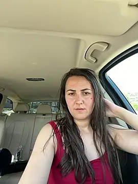 BrunetteNymph online show from June 18, 2026, 9:14 am