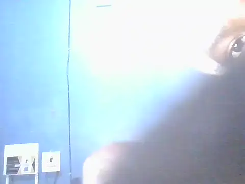 Petite-divaa online show from May 31, 2026, 5:53 pm