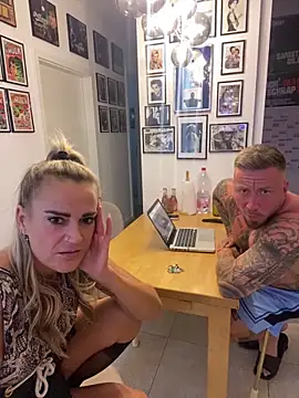 HotHotPursuit1 online show from June 12, 2026, 6:07 pm