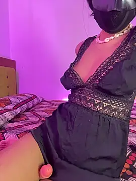 Mia Zey online show from June 10, 2026, 4:45 am