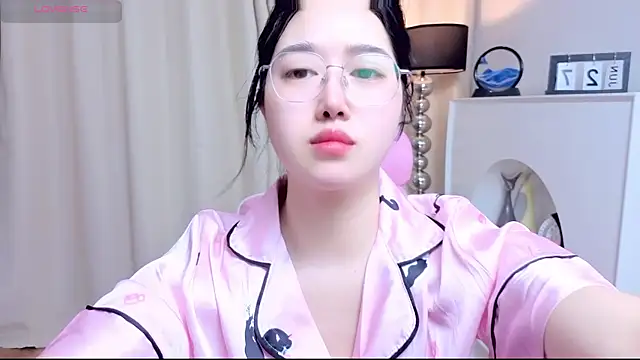miuu6868 online show from June 28, 2026, 2:06 am