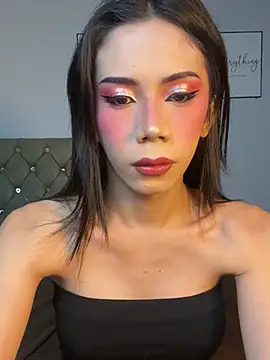 CassandraLovve online show from July 13, 2026, 7:55 am