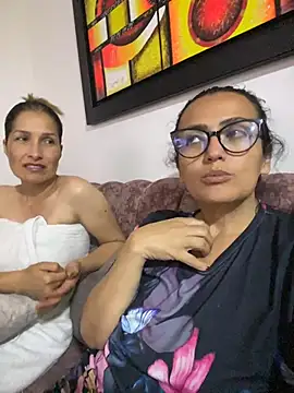 Snapshot of Greys_Mandahian chatting on May 27, 2026, 3:25 am Greys Mandahian online show from May 27, 2026, 3:25 am