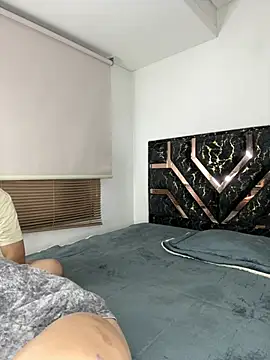 Yizz 20 online show from June 23, 2026, 4:32 am