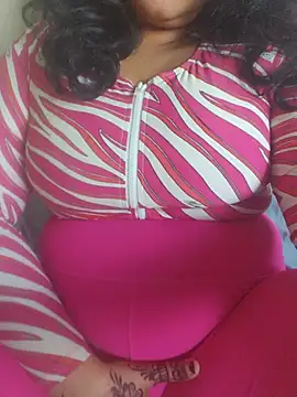 habibiforyou81 online show from May 31, 2026, 12:41 am