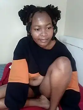 GoddessReen online show from July 7, 2026, 6:47 am
