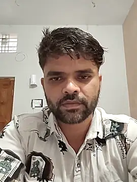 saddyboyforU online show from June 3, 2026, 11:13 am