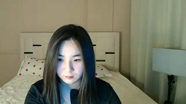Snapshot of felice_kim chatting on May 27, 2026, 2:25 pm felice kim online show from May 27, 2026, 2:25 pm