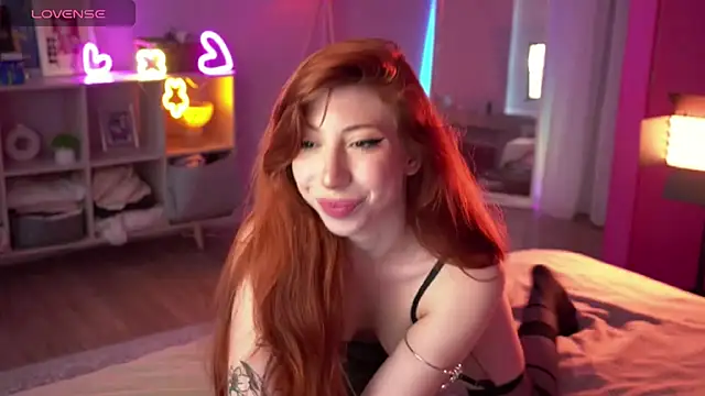 Snapshot of Mia_Daddysgirl_ chatting on June 26, 2026, 8:19 am Mia Daddysgirl online show from June 26, 2026, 8:19 am