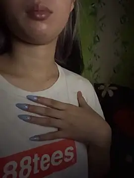 Snapshot of itsskhatee chatting on June 17, 2026, 9:05 pm itsskhatee online show from June 17, 2026, 9:05 pm