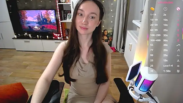 Snapshot of Maryana_Ro chatting on June 7, 2026, 9:18 pm Maryana Ro online show from June 7, 2026, 9:18 pm