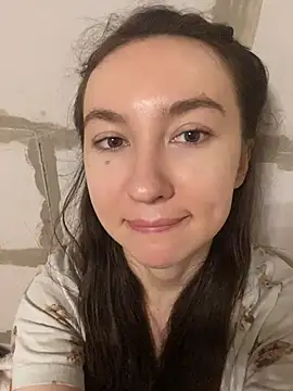 Snapshot of Maryana_Ro chatting on June 17, 2026, 8:54 pm Maryana Ro online show from June 17, 2026, 8:54 pm