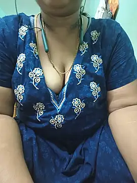 Tamil-kaviya98 online show from June 21, 2026, 6:49 am