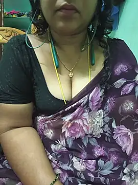Tamil-kaviya98 online show from June 24, 2026, 5:45 pm