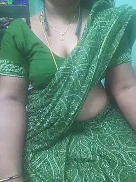 Tamil-kaviya98 online show from June 30, 2026, 9:05 pm