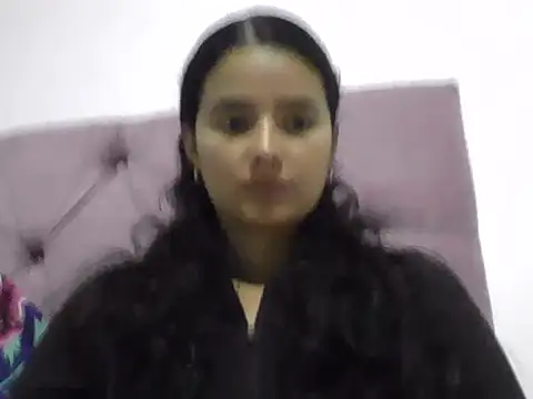 Snapshot of micaelamoreno18 chatting on May 28, 2026, 12:41 am micaelamoreno18 online show from May 28, 2026, 12:41 am