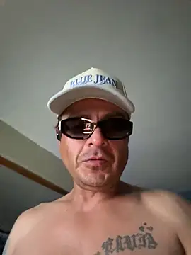 Jlsaxxx69989 online show from June 5, 2026, 10:21 am
