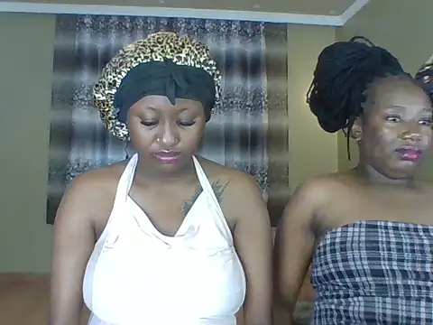 Snapshot of _Empress chatting on May 29, 2026, 6:33 am Empress online show from May 29, 2026, 6:33 am