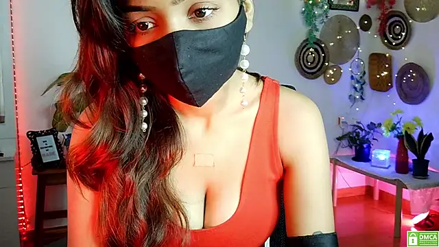 Yalinahotty online show from June 28, 2026, 3:34 am