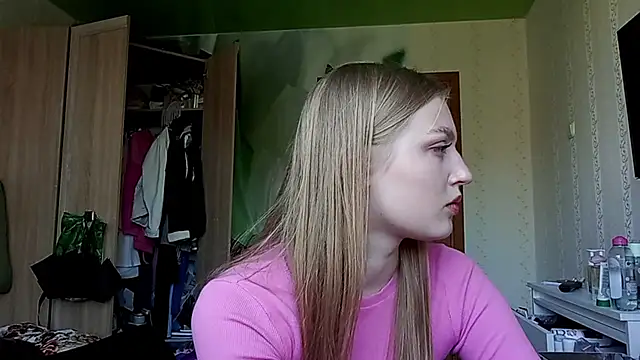 Snapshot of NorineGressett chatting on June 14, 2026, 3:14 pm NorineGressett online show from June 14, 2026, 3:14 pm