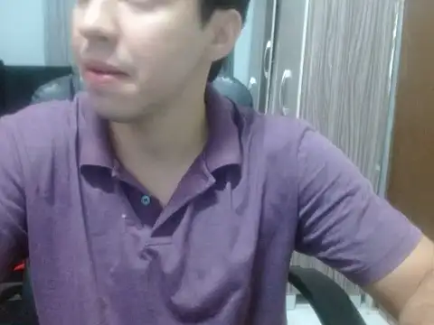 Snapshot of Fer_Ti chatting on May 31, 2026, 1:36 am Fer Ti online show from May 31, 2026, 1:36 am