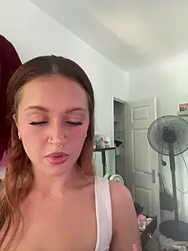 PoisonIvy x online show from July 3, 2026, 3:51 pm