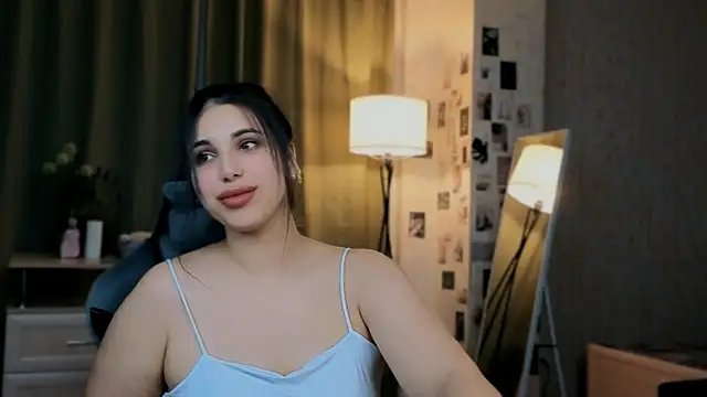 lipsyjanee online show from May 30, 2026, 7:22 pm