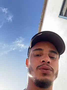 Kleitinho62 online show from July 10, 2026, 12:19 pm