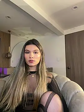 Snapshot of emilyvex chatting on June 20, 2026, 2:03 am emilyvex online show from June 20, 2026, 2:03 am