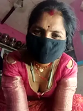 Snapshot of Cutleun2 chatting on July 13, 2026, 4:54 pm Cutleun2 online show from July 13, 2026, 4:54 pm