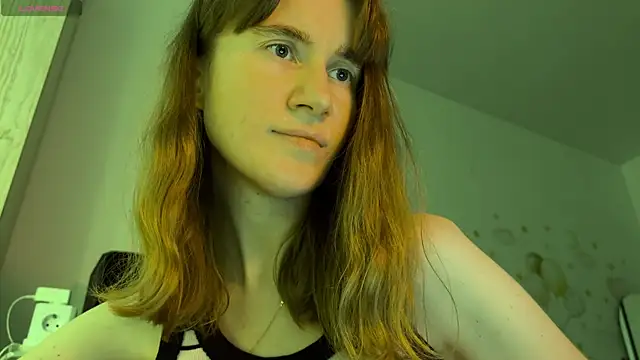 agniia257 online show from June 25, 2026, 10:31 am