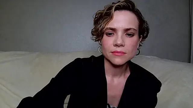 NatalieMoses online show from July 6, 2026, 7:38 pm