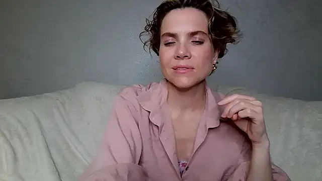 NatalieMoses online show from July 21, 2026, 7:27 pm