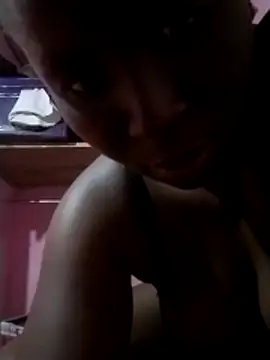 Snapshot of African_Queen20 chatting on June 5, 2026, 4:45 pm African Queen20 online show from June 5, 2026, 4:45 pm