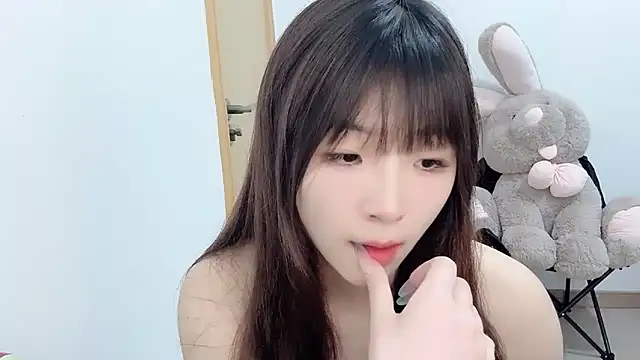 Louise-3 online show from June 6, 2026, 1:49 pm