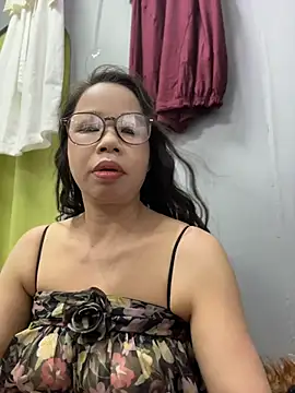 Snapshot of honghong_mother chatting on July 13, 2026, 12:46 am honghong mother online show from July 13, 2026, 12:46 am