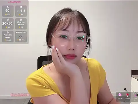 bazhuachushouguai online show from June 3, 2026, 2:33 pm