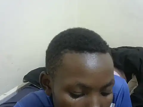 Snapshot of cute_avy0 chatting on July 16, 2026, 3:23 am cute avy0 online show from July 16, 2026, 3:23 am