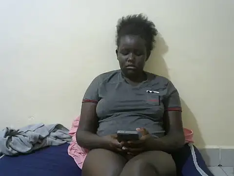 beauty girl2 online show from June 26, 2026, 5:23 am