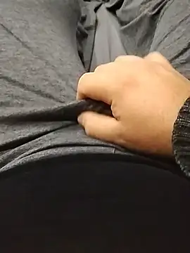 Snapshot of Gordito_PenePeque chatting on June 7, 2026, 10:46 pm Gordito PenePeque online show from June 7, 2026, 10:46 pm