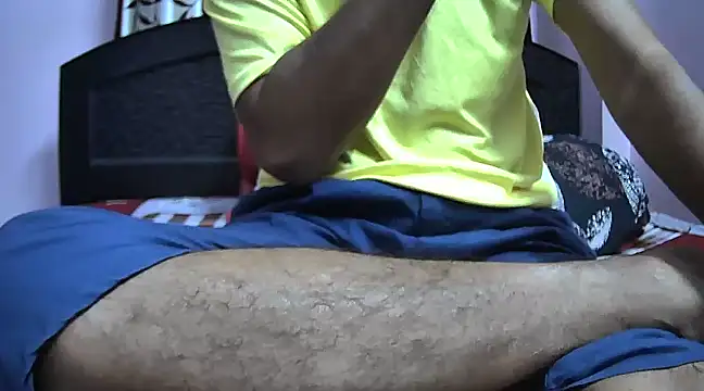 Snapshot of indiboy009 chatting on January 14, 2025, 2:53 pm indiboy009 online show from January 14, 2025, 2:53 pm