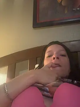 Snapshot of babygoose760 chatting on July 4, 2026, 4:51 am babygoose760 online show from July 4, 2026, 4:51 am