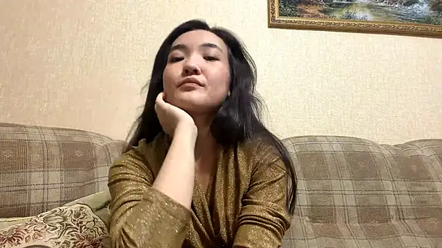 YolandaBalbuena online show from June 13, 2026, 3:54 pm