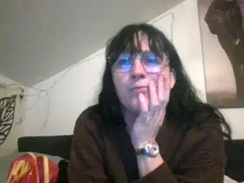 Snapshot of sexujuly88 chatting on February 4, 2025, 10:13 pm sexujuly88 online show from February 4, 2025, 10:13 pm
