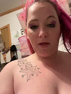 DanielleVineyard online show from July 10, 2026, 10:34 pm