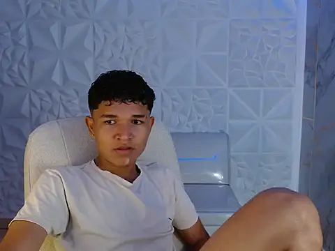 davexxx  online show from June 19, 2026, 3:00 am