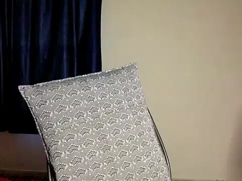 Snapshot of Nisha-moon chatting on July 8, 2026, 6:29 am Nisha-moon online show from July 8, 2026, 6:29 am