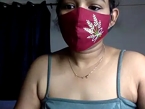 Snapshot of Nisha-moon chatting on July 10, 2026, 6:50 am Nisha-moon online show from July 10, 2026, 6:50 am